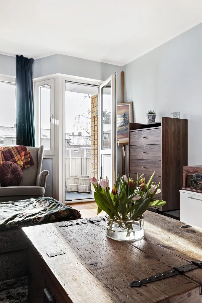 Elutuba - Apartment with Balcony in Järfälla