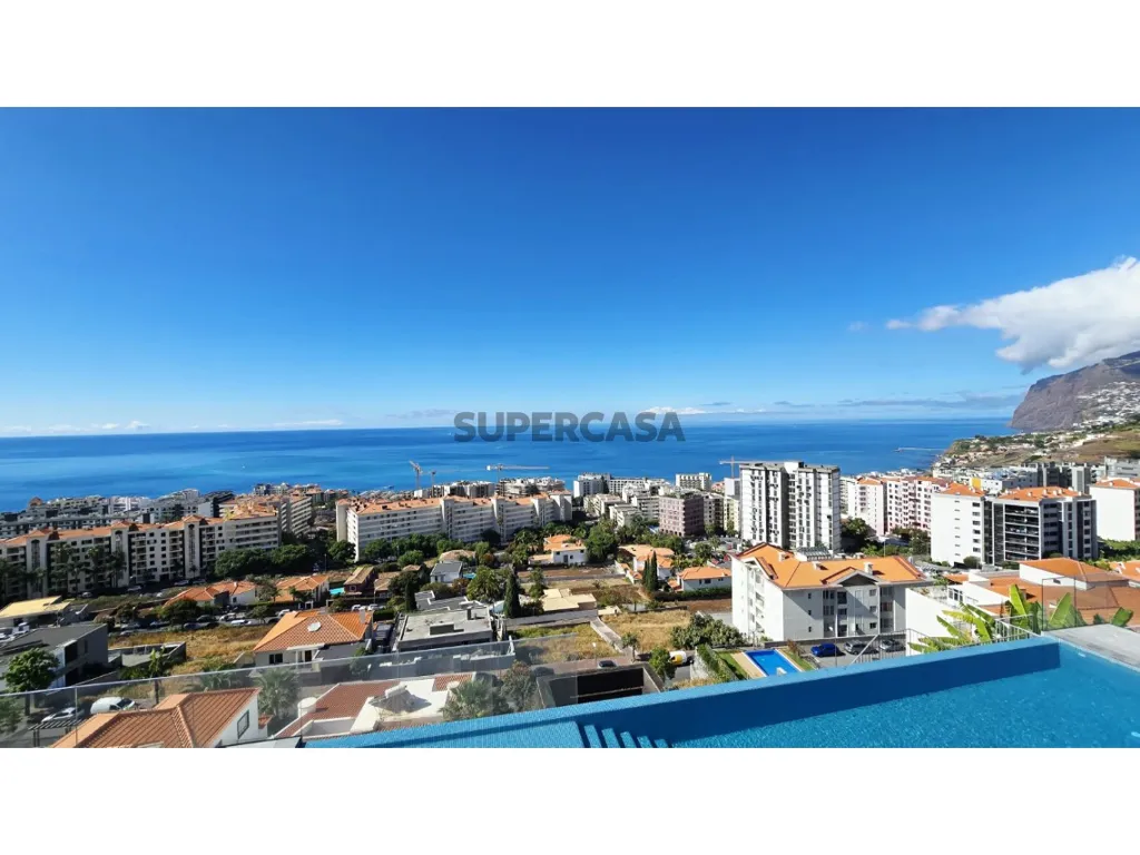 Piscine - Contemporary House with Sea View in Ajuda