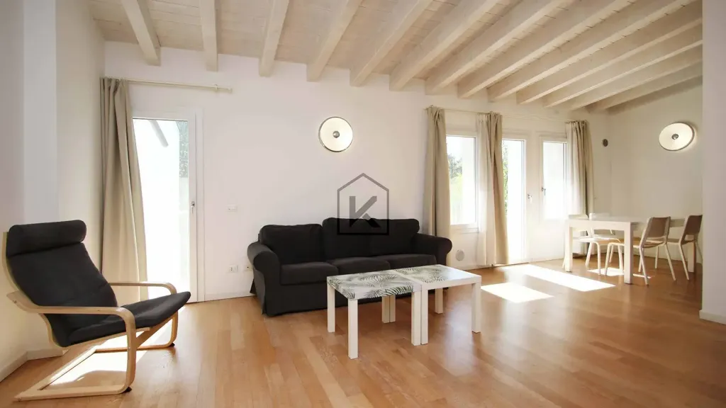 Séjour - Bright Triplex with Balcony in Milan
