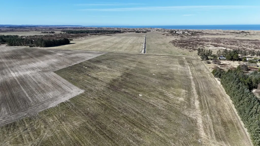 Õhuvaade - Vacation Plot with Nature Views in Rødhus