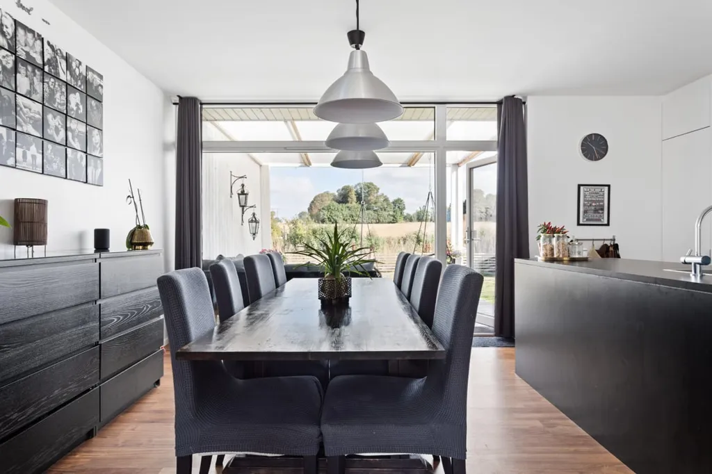 Sala da pranzo - Modern Bungalow on Cul-de-sac in Åstorp