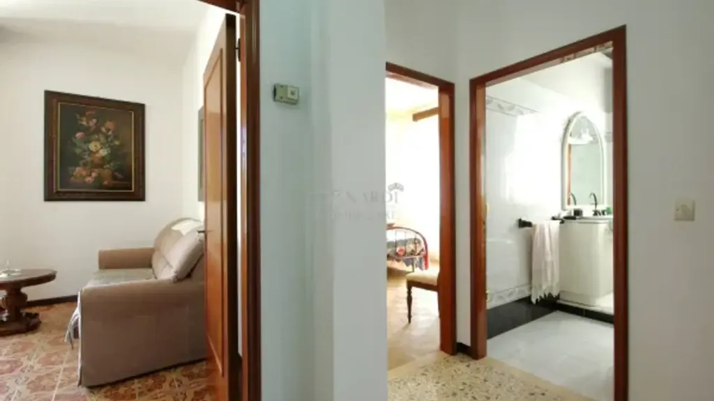 Esik - Villa with Private Garden in Sansepolcro