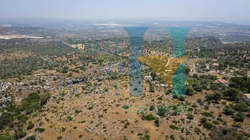 Õhuvaade - Buildable Land with Panoramic Potential in Noto