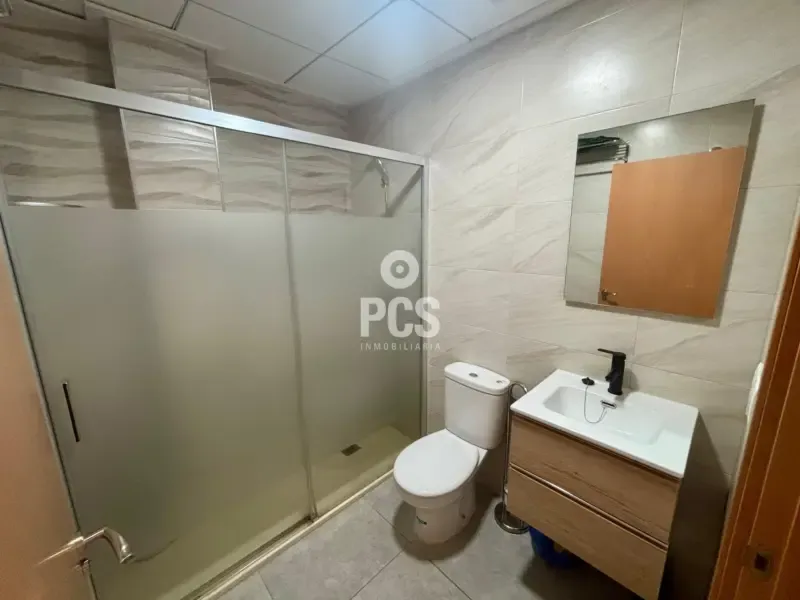 Bathrooms - Flat with High Rent Potential in Totana Centre