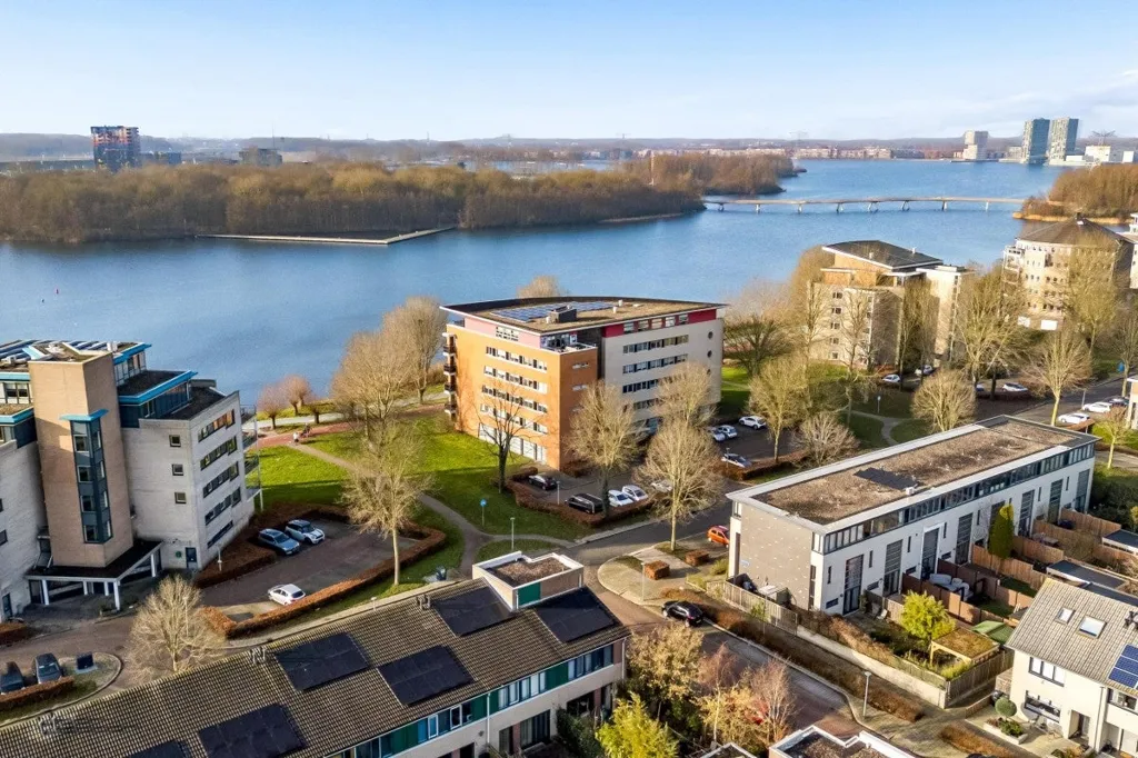 Õhuvaade - Corner Gallery Flat with Balcony in Filmwijk