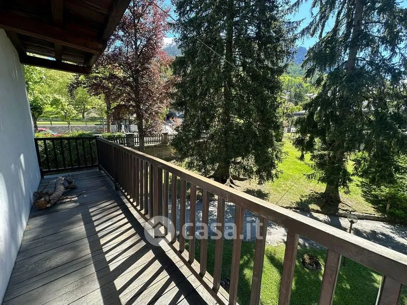 Rõdu - Trilocale with Balcony in Courmayeur