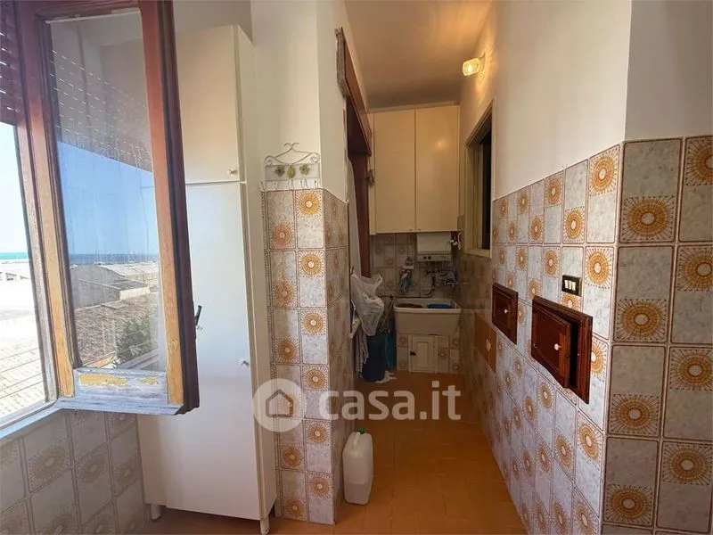 Bathrooms - Apartment with Harbour View in Marsala