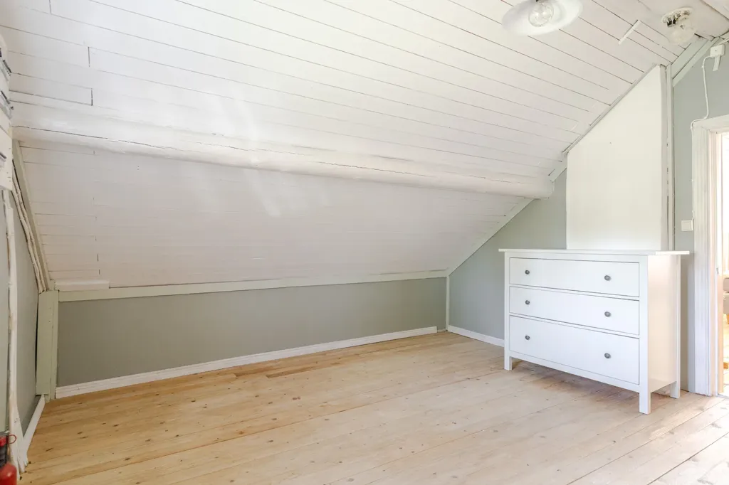 Chambres - Charming Cottage with Multiple Accommodations in Linköping