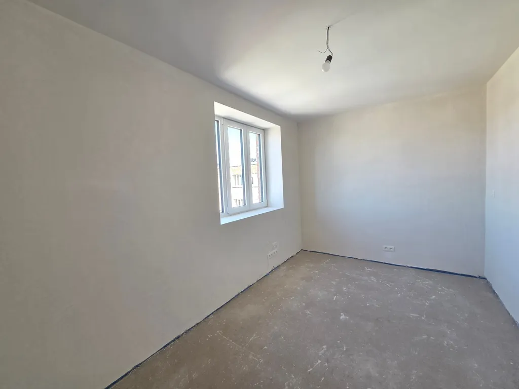 Rooms - Duplex Apartment with Solar Panels in Sint-Niklaas