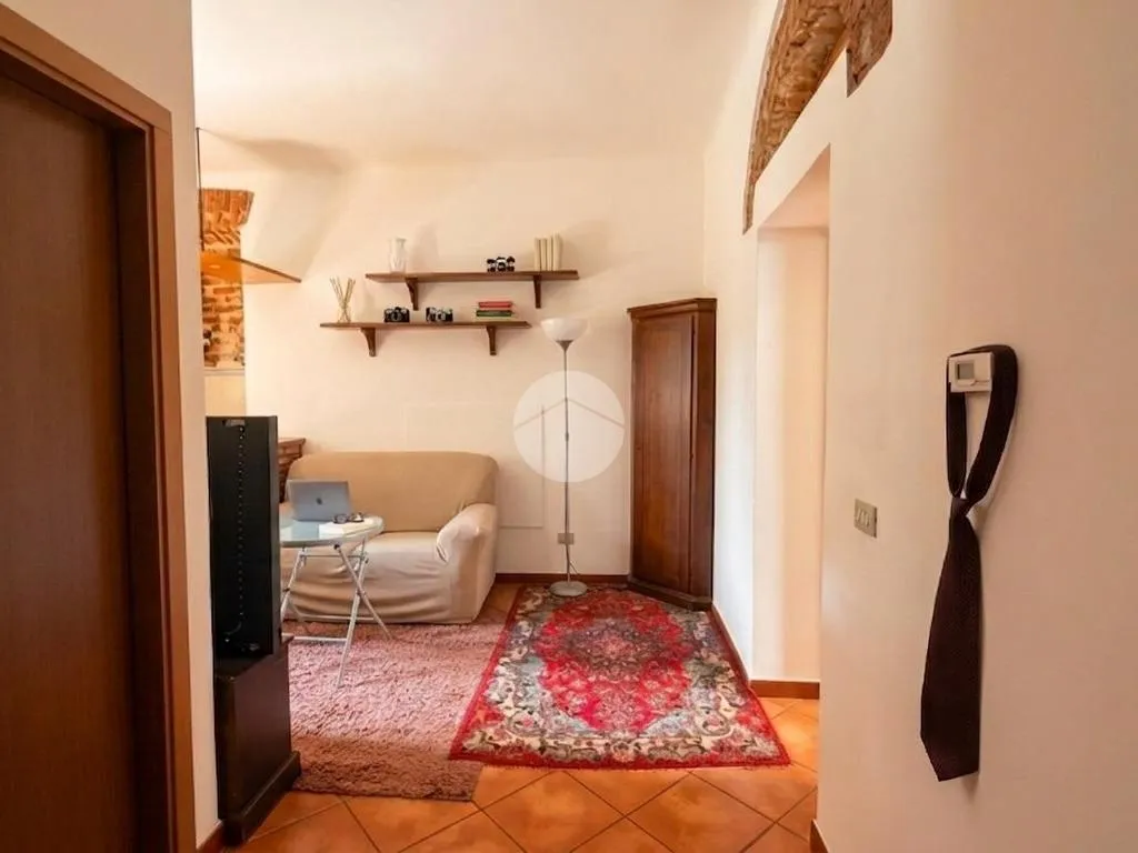 Elutuba - 2-Bedroom Flat with Balcony in Cermenate, Milan