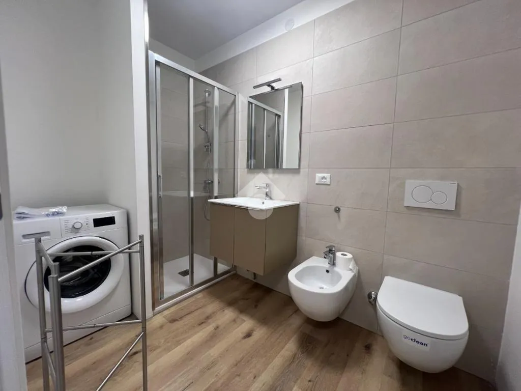 Bathrooms - Student-Friendly Apartment with Balcony in Trento
