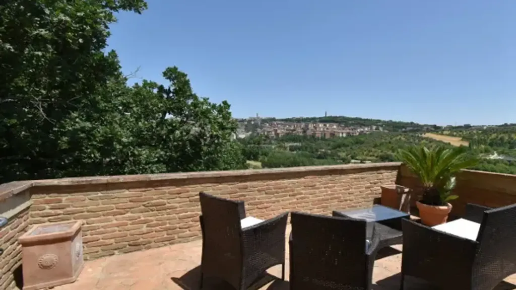 Terrasse - Panoramic Apartment with Terrace in Perugia