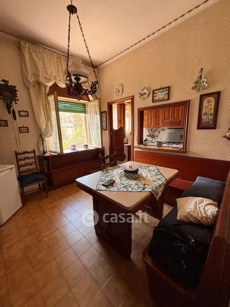 Salle à manger - Apartment with Panoramic Balcony in Naples