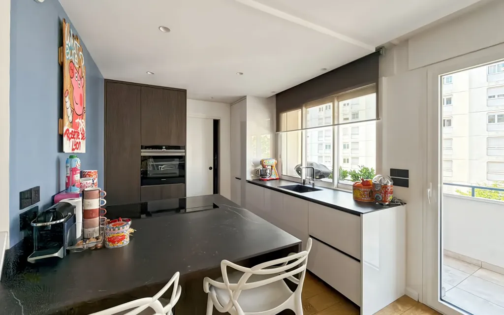 Cuisine - Appartement Rénové avec Balcon à Lyon