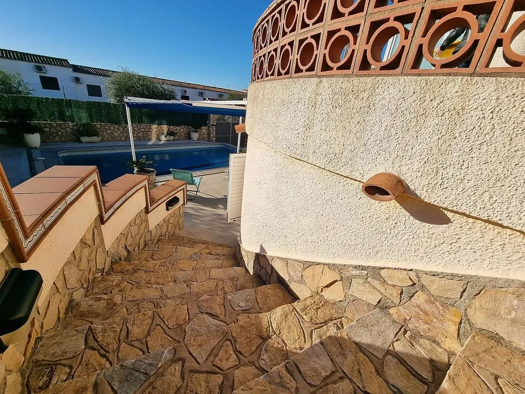 Bassein - Chalet with Pool and Terrace in L'Escala