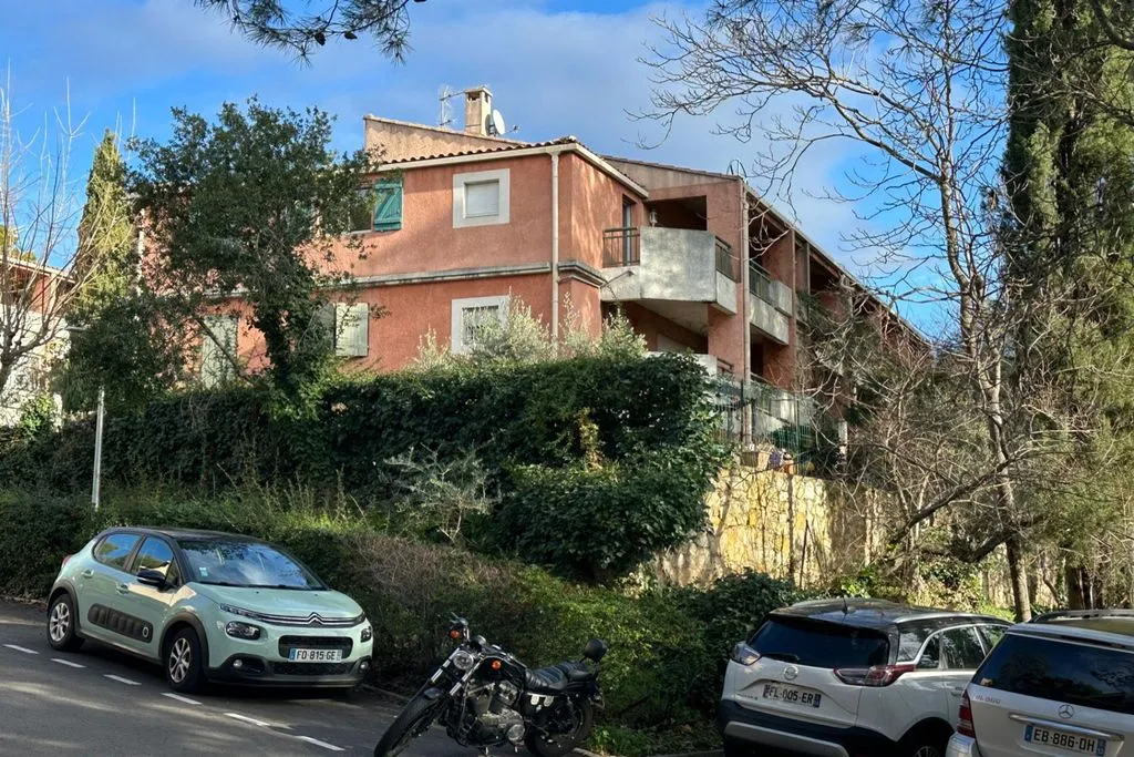 Appartement-Villa Luxueux avec Jardin à Aix-en-Provence