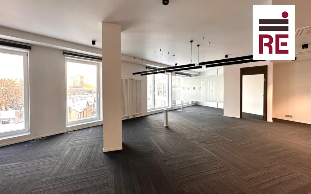 Bureau - Modern Office with City Views in Tallinn Centre
