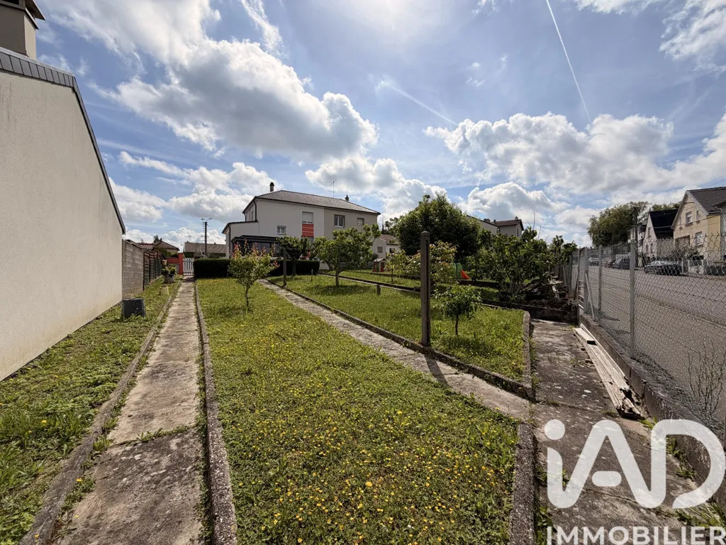 Aed - Buildable Plot with West Exposure in Rombas