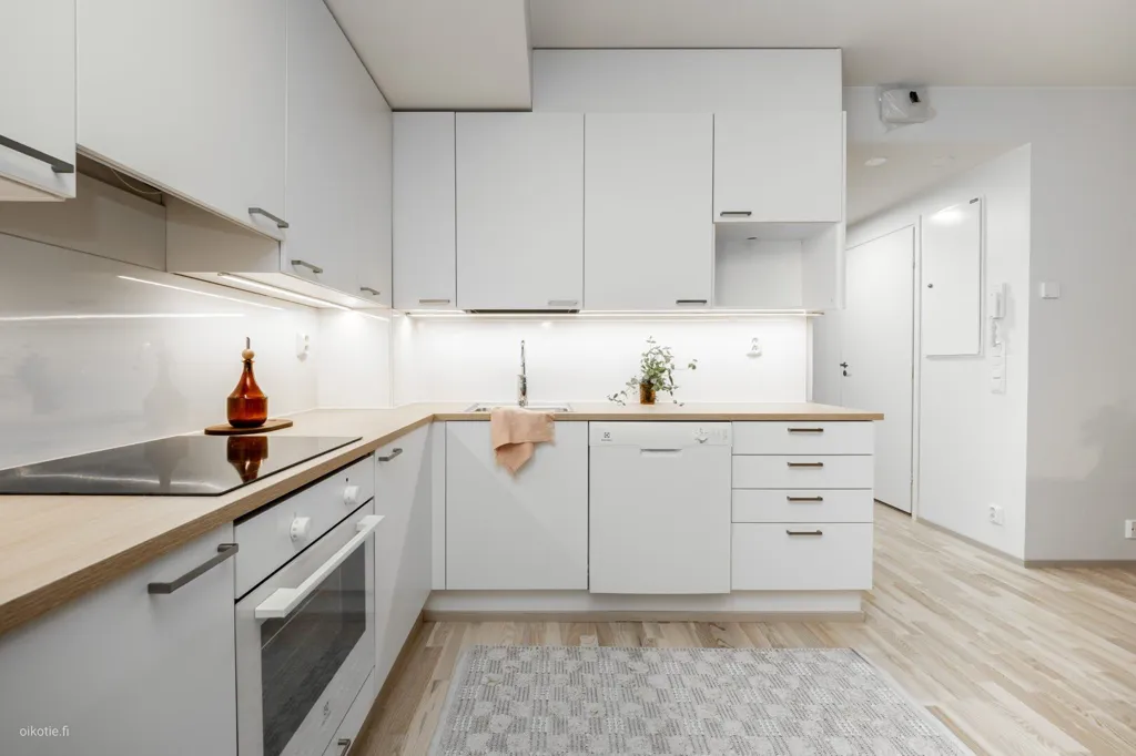 Köök - Modern Apartment with Balcony in Oulu Centre