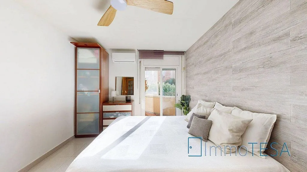 Chambres - Apartment with Balcony in Barberà del Vallès