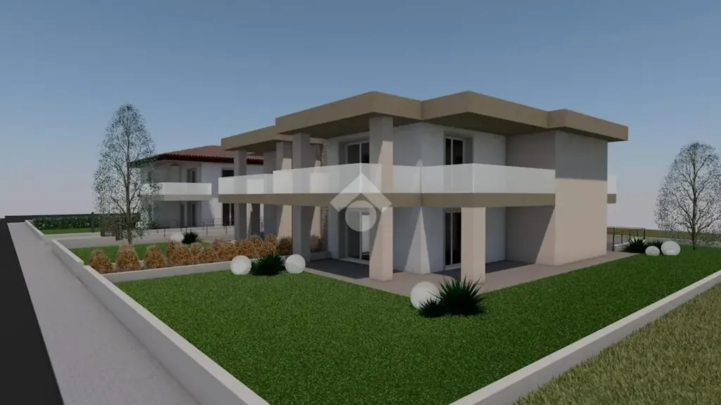 Newly Built Triplex with Garden in Rovato