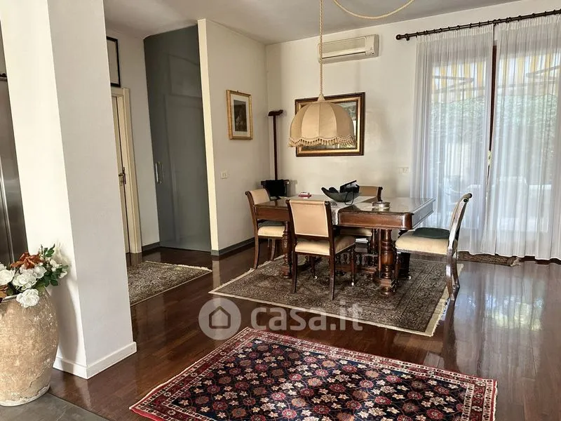 Salle à manger - Luxury Semi-detached Villa with Garden in Ancona