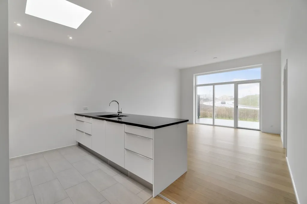 Köök - Modern Row House with Terraces in Smørum