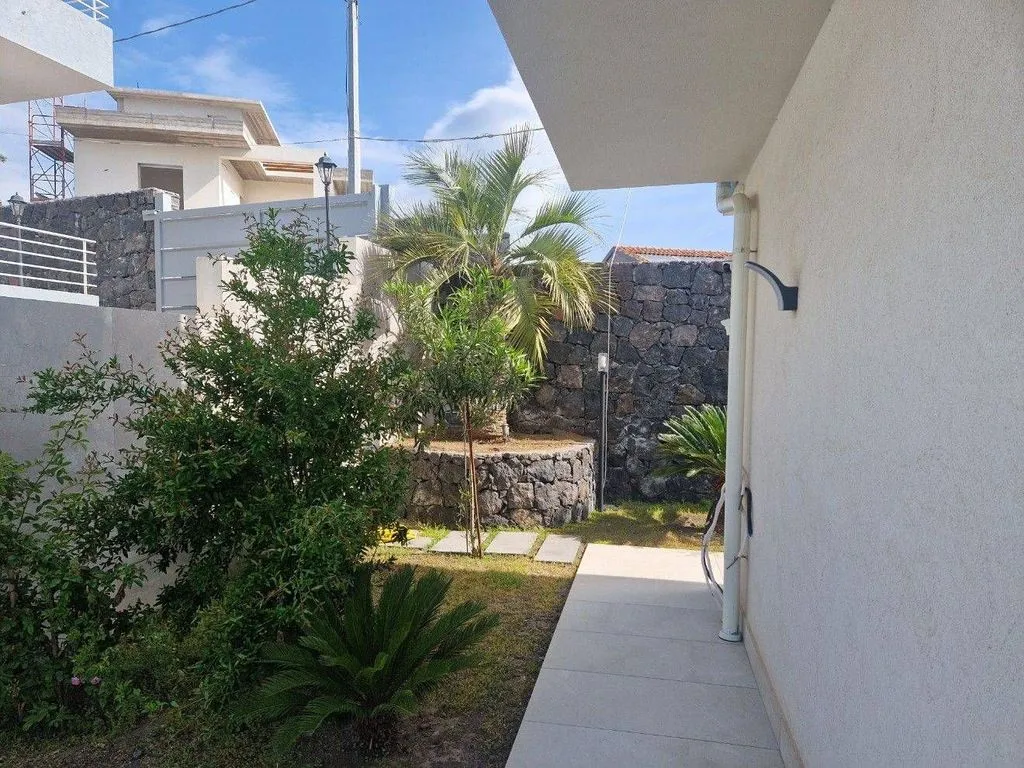 Jardin - Luxury Villa with Pool in Gravina di Catania