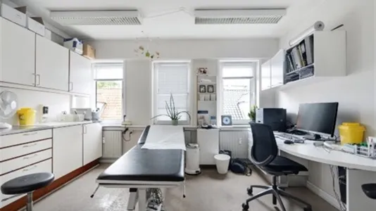 Bureau - Shop with Clinic Space in Kolding Centre