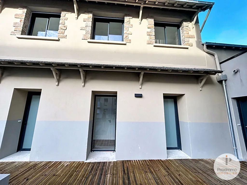 Välivaade - Duplex Flat with Terrace in Redon Centre