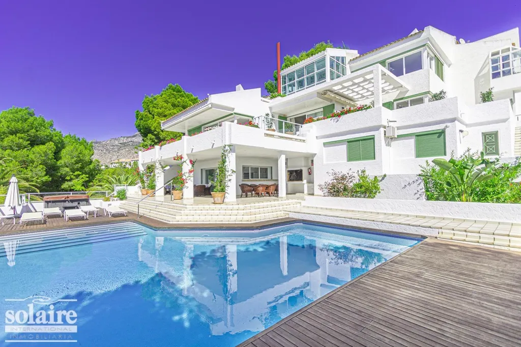 Pool - Renovated Villa with Sea View in Altea
