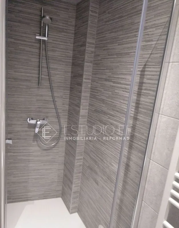 Salles de bain - Furnished Flat with Central Heating in Salamanca