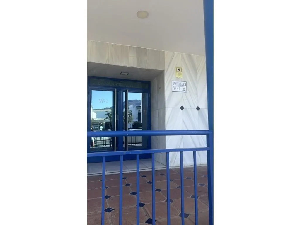 Esik - Luxury Flat with Seafront Views in Marbella