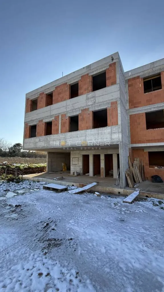 Extérieur - Two-Bedroom Apartment with Terrace in Valmade, Pula