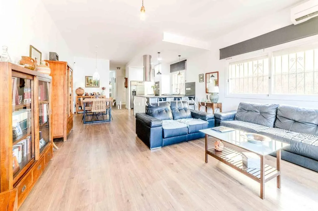 Living Room - Luxury House with Pool in Sitges