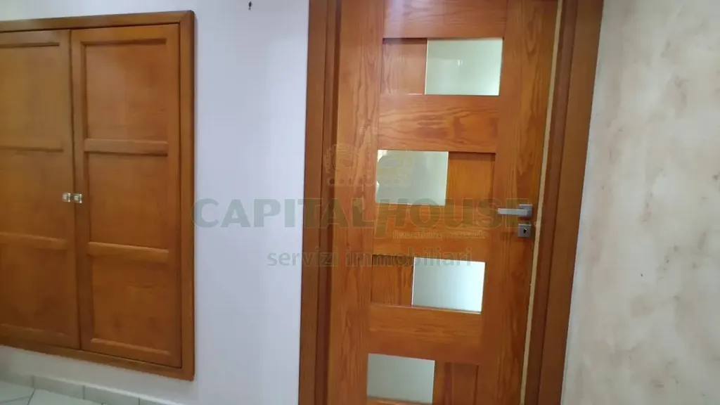 Esik - Armed Two-Bedroom Flat with Balcony in Capua