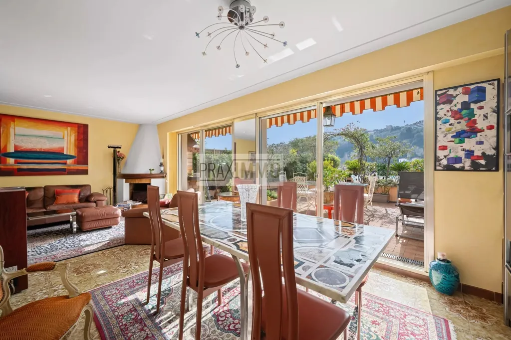Söögituba - Penthouse with Rooftop Terrace in Nice