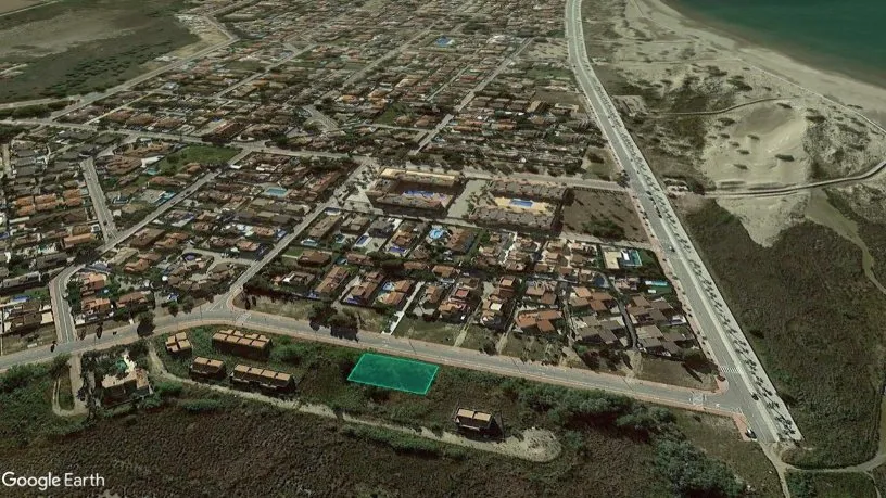 Residential Plot with Beach Access in Deltebre