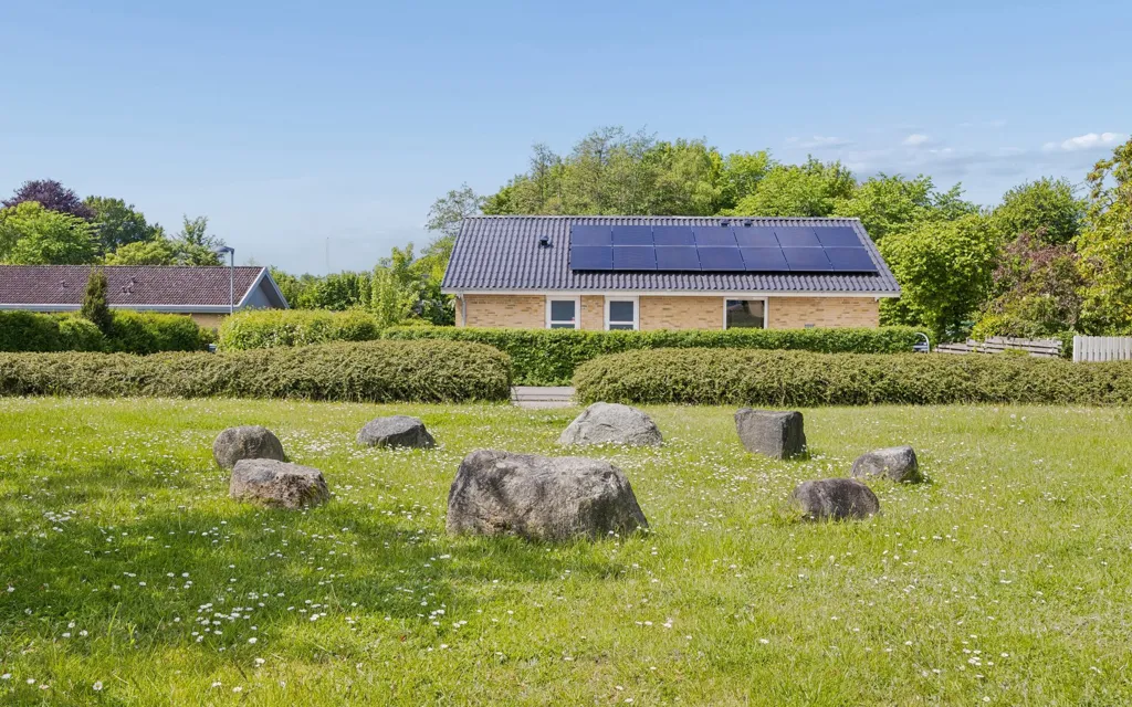 Jardin - Fenced Villa with Garden in Høng