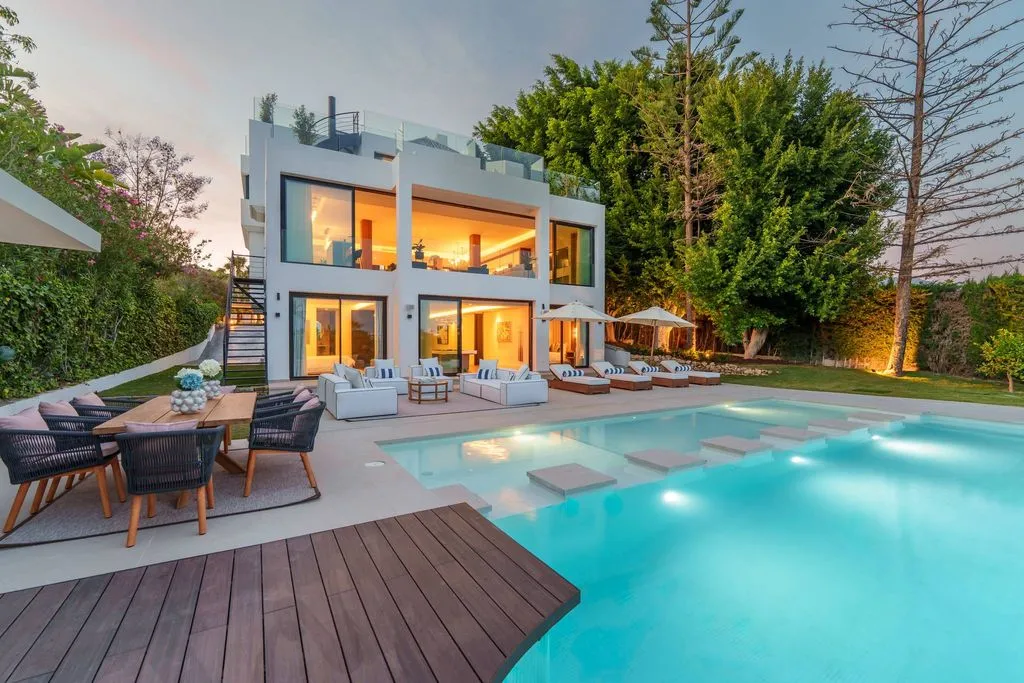 Piscine - Luxury Villa with Infinity Pool in Marbella