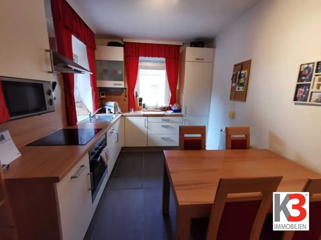 Salle à manger - Barrier-Free Bungalow with Workshop in Quiet Area