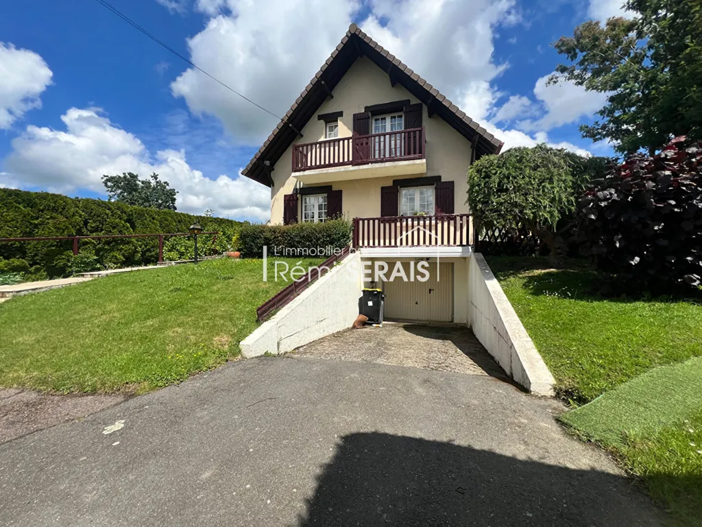 Esterno - Family House with Constructible Land in Aunay