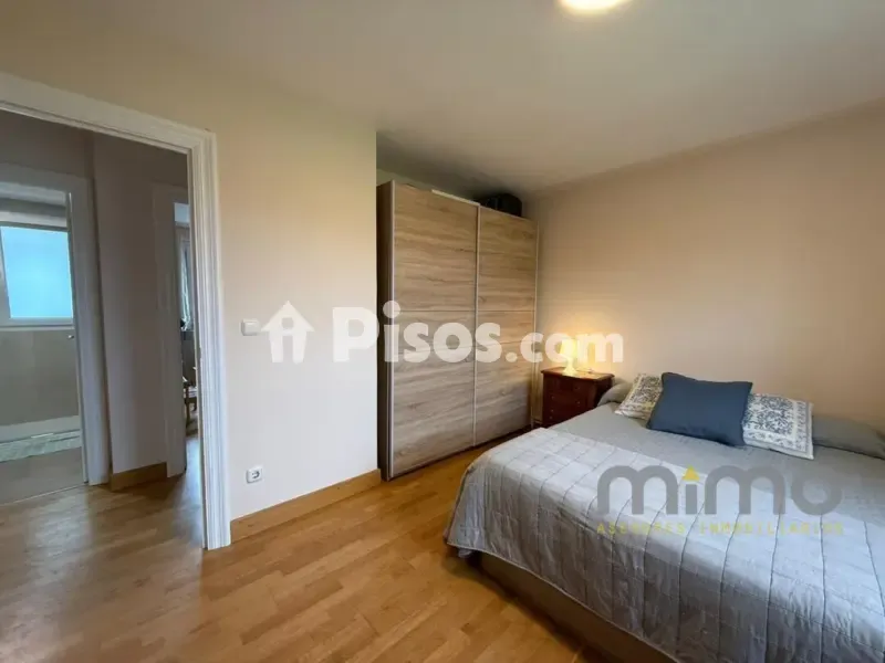 Chambres - Spacious Apartment with Balcony in Irún