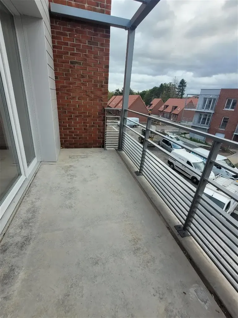 Rõdu - Secure 2-Bed Flat with Balcony in Valenciennes