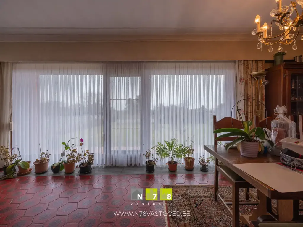 Séjour - Villa Indépendante avec Terrasse à Maaseik