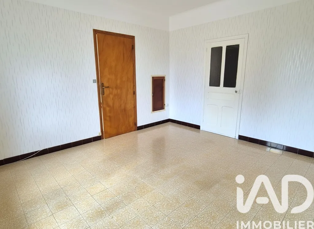 Toad - Village House with Renovation Potential in Sabran