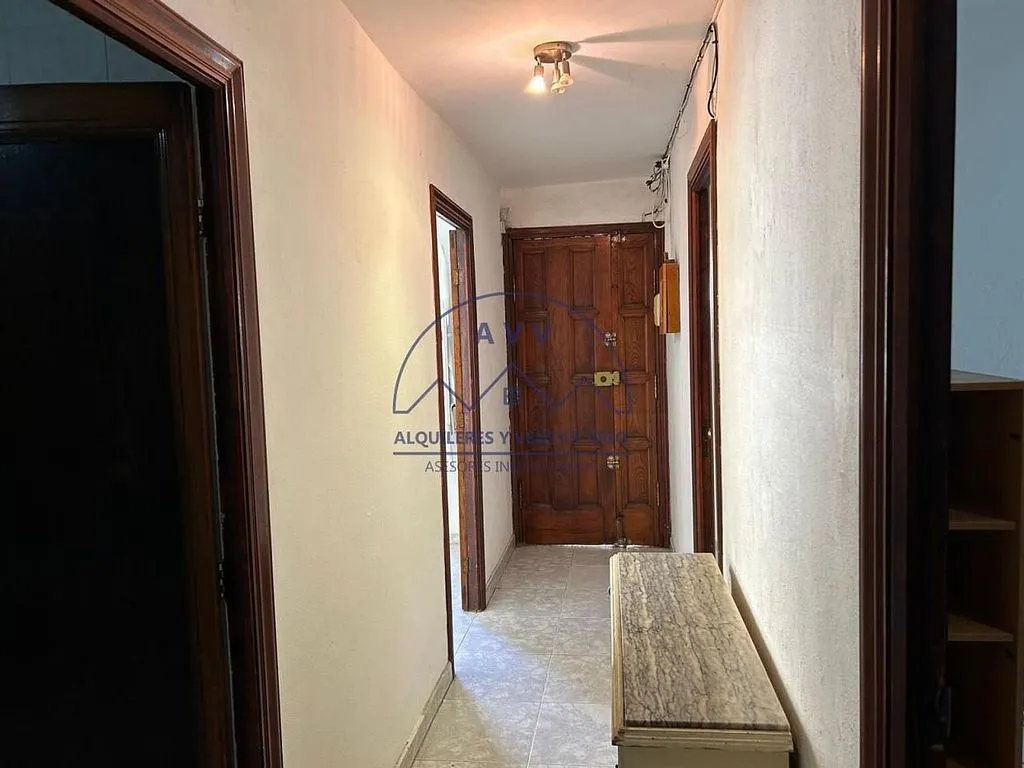 hallway_entrance