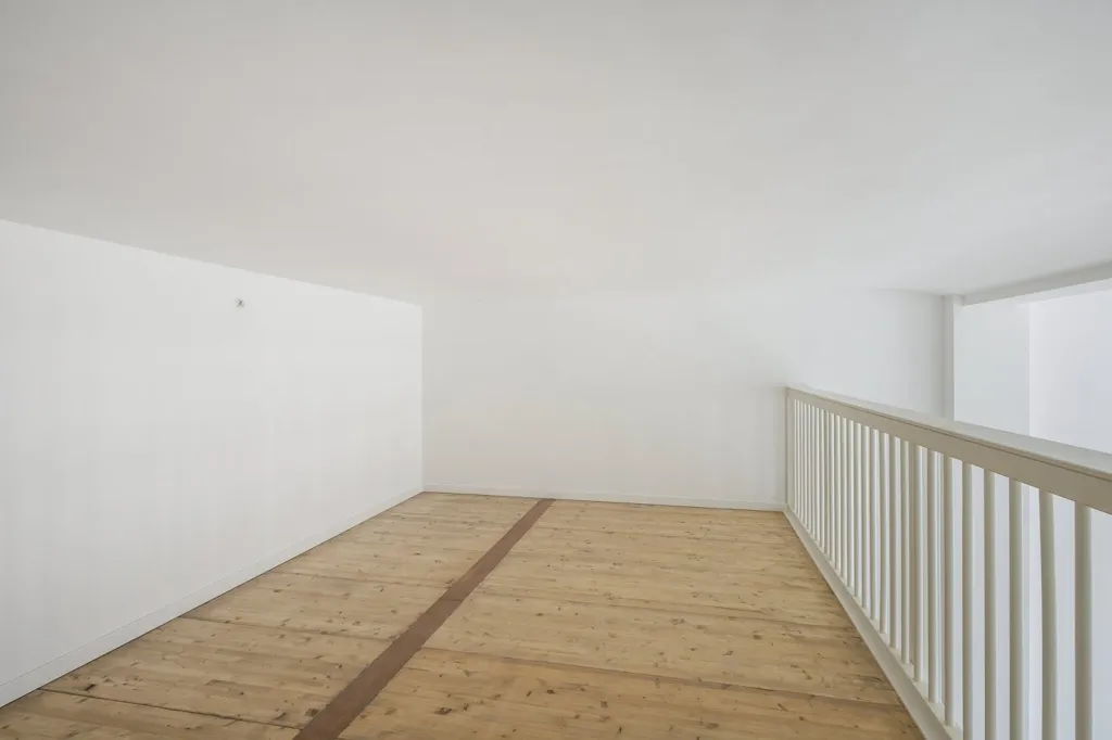 other_room