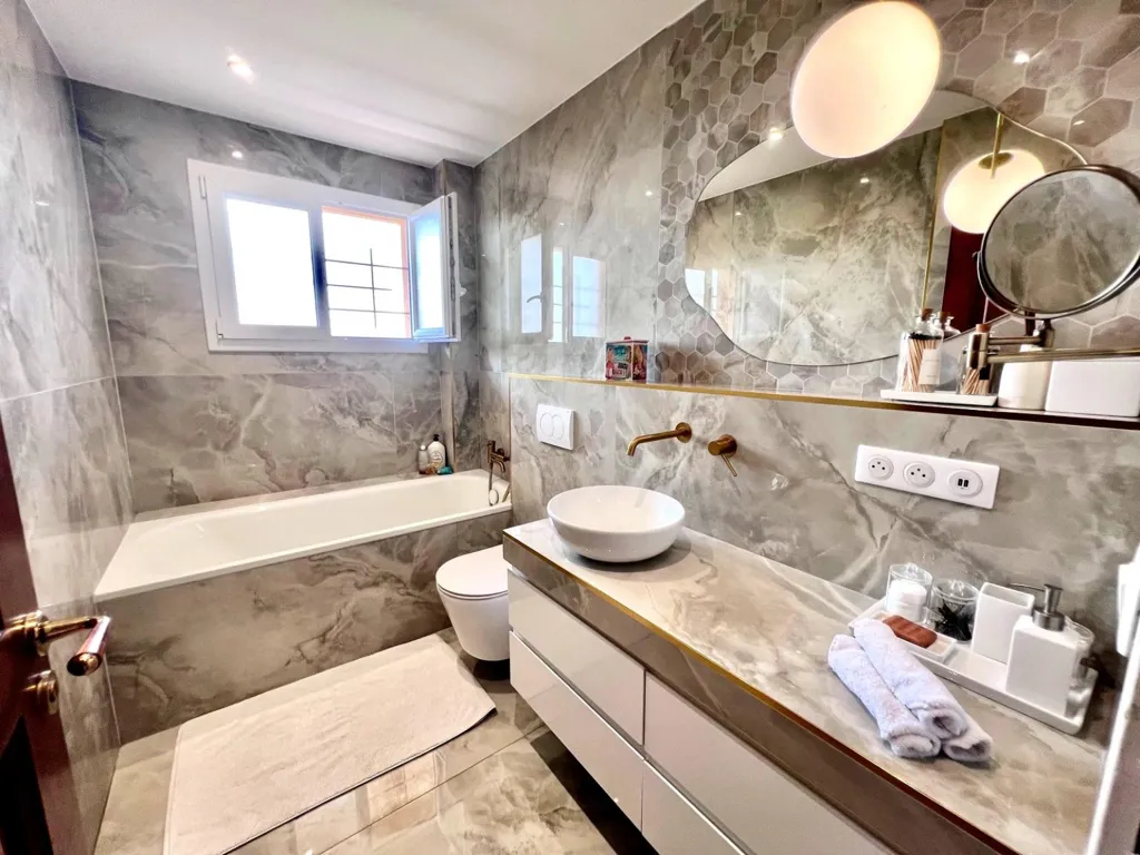 Bagni - Apartment with Panoramic Sea View in Nice
