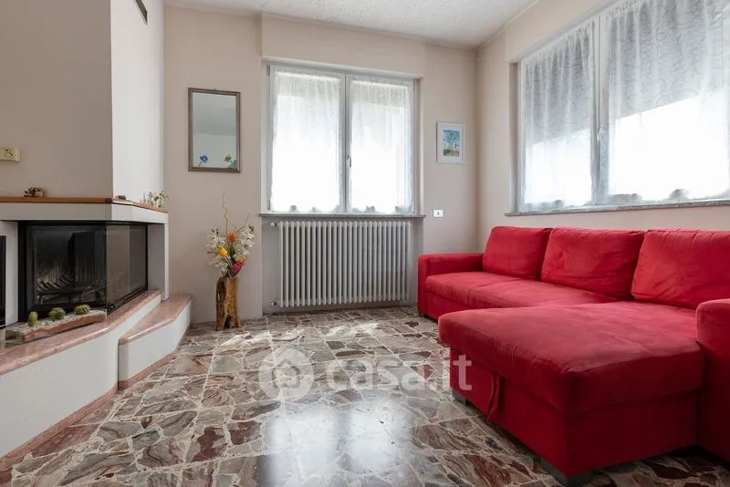 Séjour - Bifamiliar Villa with Garden in Oggiona con Santo Stefano